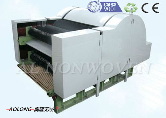 China Máquina de cardadura não tecida da fibra do algodão com único dobro Doffers do cilindro fornecedor