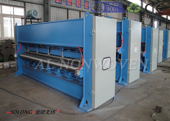 China Acima da máquina de perfuração não tecida da agulha do curso da máquina de factura não tecida fornecedor